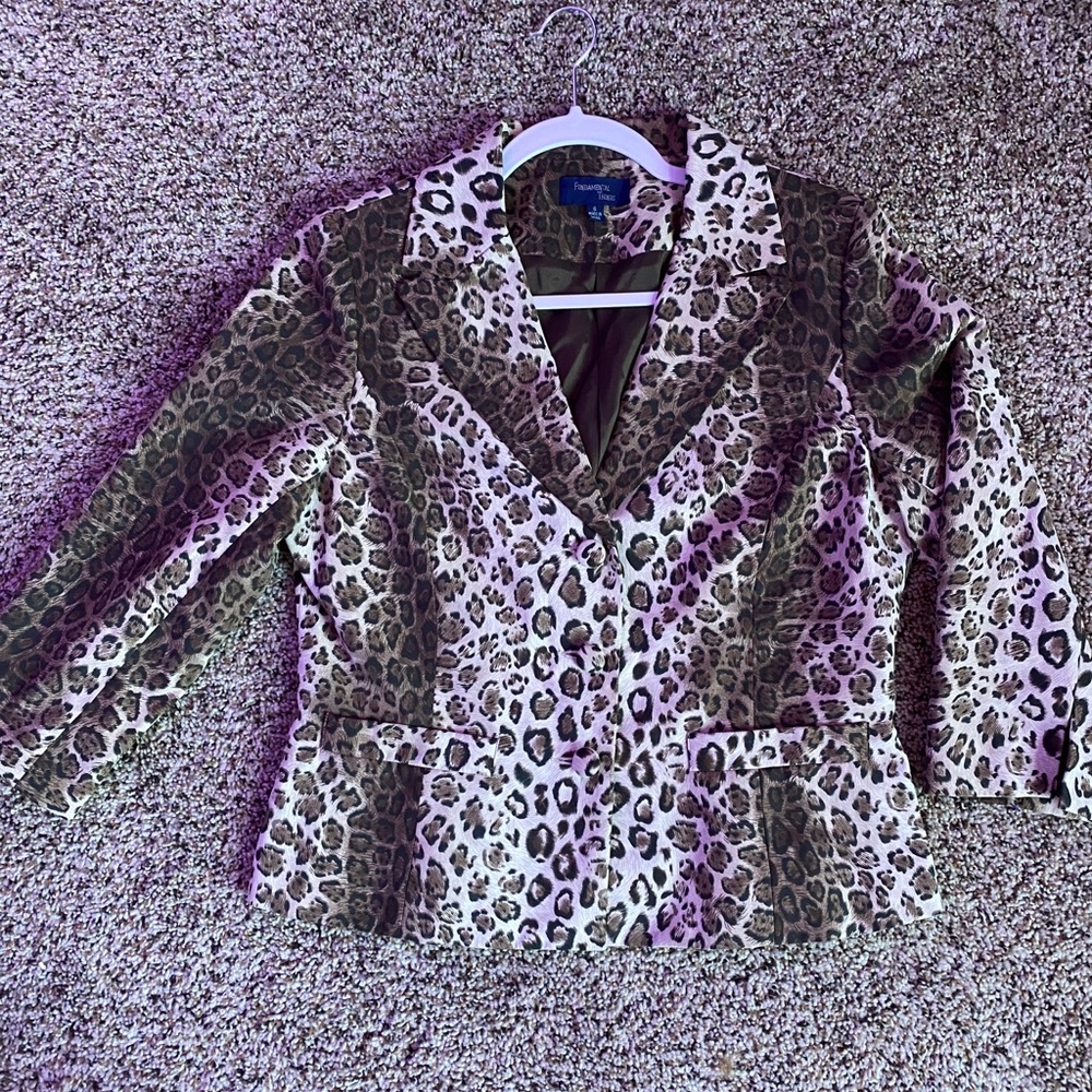 Leopard print blazer